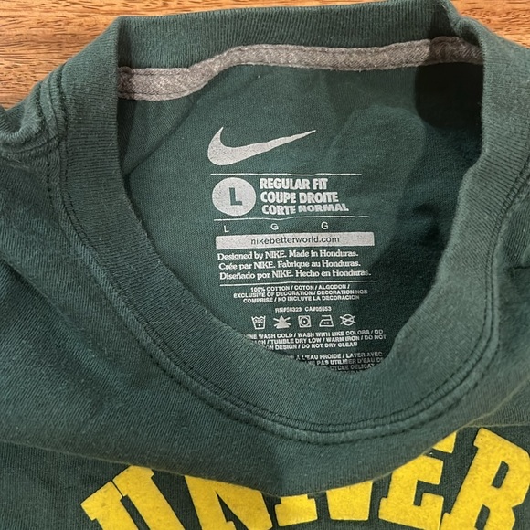 University of Oregon Nike Tee Size Large - Picture 3 of 4